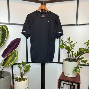 Nike Running Dri-Fit Short Sleeve T-shirt